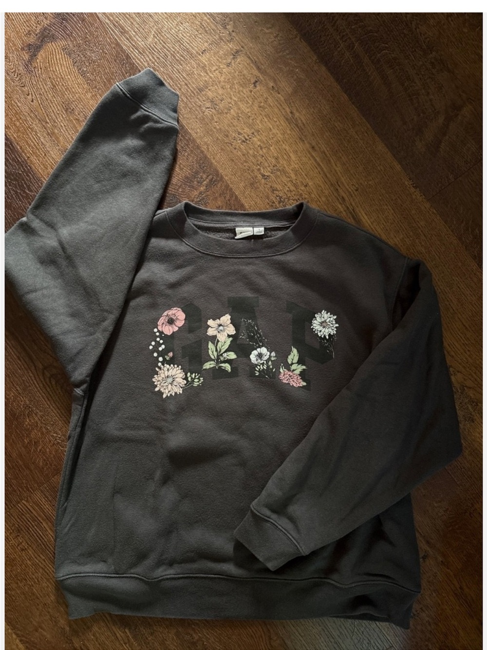 GAP Dark Gray Floral Graphic Sweatshirt Crewneck Small